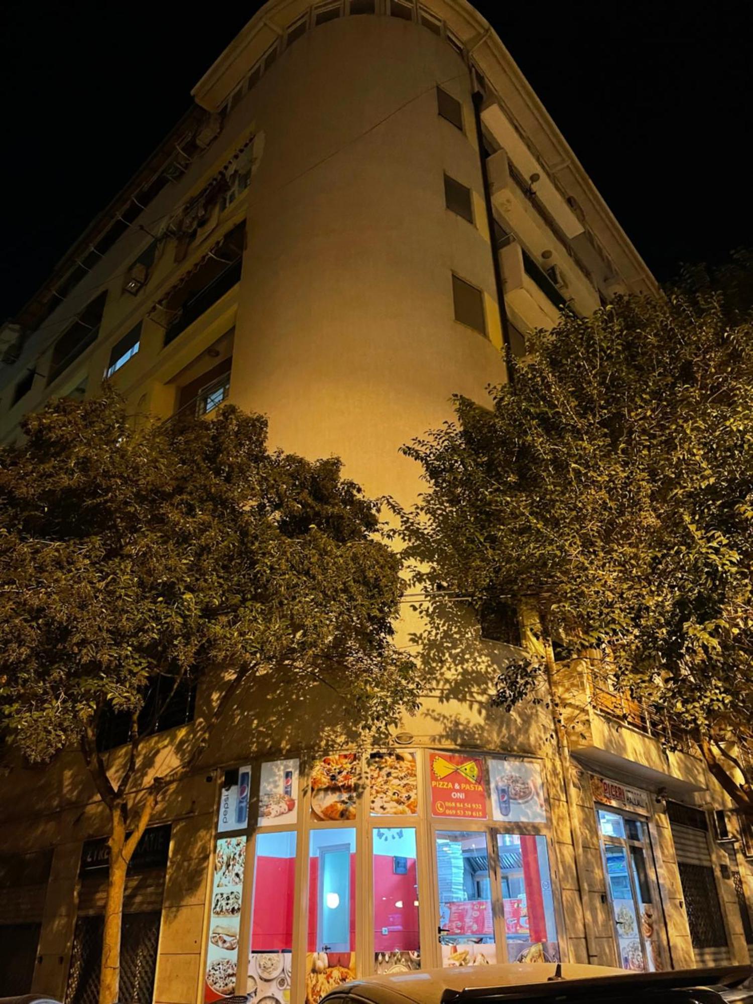 Comfort Apartment City Center Тирана Экстерьер фото