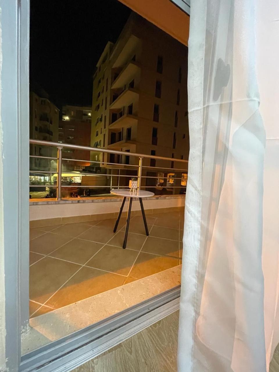 Comfort Apartment City Center Тирана Экстерьер фото