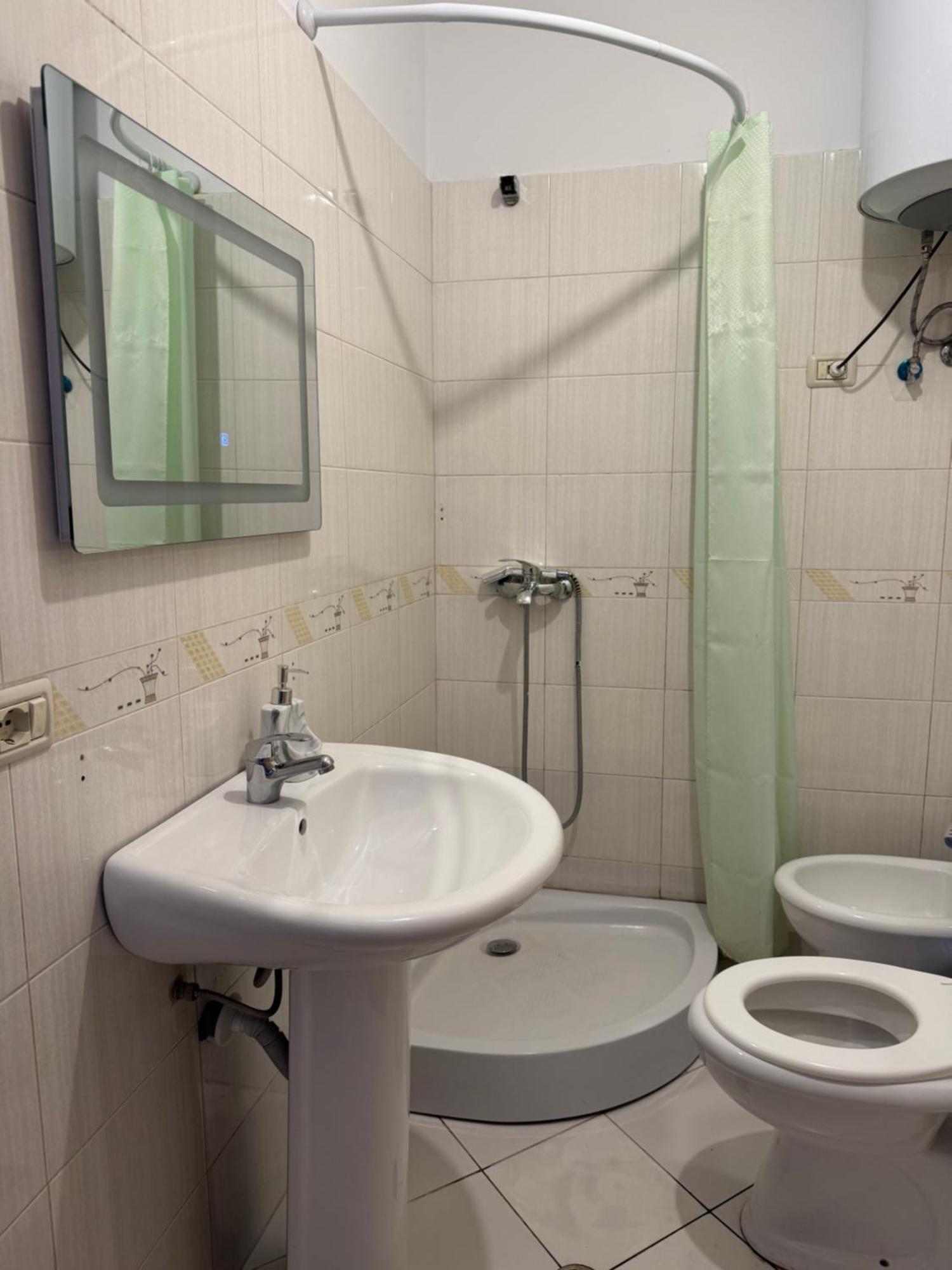 Comfort Apartment City Center Тирана Экстерьер фото